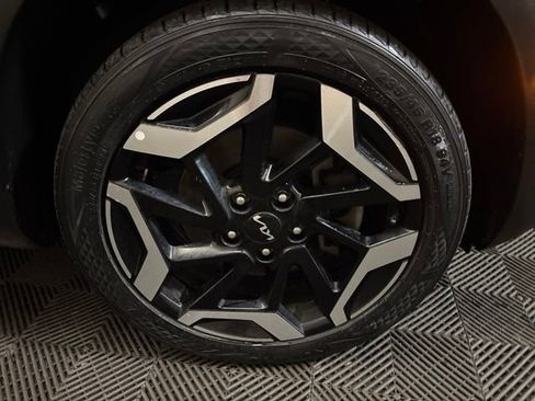 Certified 2024 Kia Seltos SX AWD/4WD image 20