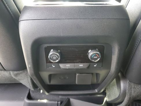 New 2026 Chevrolet Traverse RS image 14