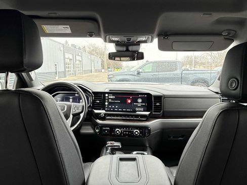 Used 2022 GMC Sierra 1500 Elevation w/ Elevation Premium Package image 20