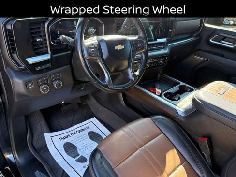 Used 2025 Chevrolet Silverado 3500 High Country w/ High Country Premium Package AWD/4WD image 24