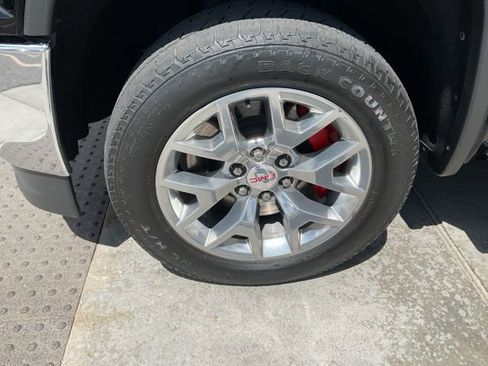 Used 2018 GMC Sierra 1500 SLT w/ SLT Premium Package AWD/4WD image 12