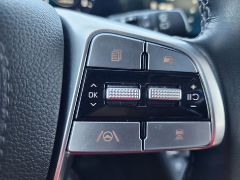 Used 2024 Kia Telluride SX Prestige X-Pro AWD/4WD image 21