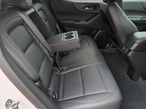Used 2025 Chevrolet Equinox LT w/ Convenience Package II FWD image 37