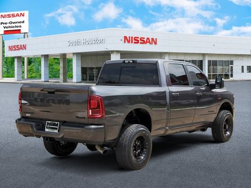 Used 2025 RAM 2500 Laramie w/ Night Edition AWD/4WD image 4