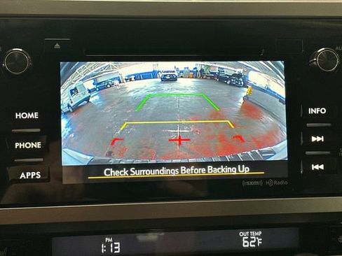 Used 2017 Subaru Outback 2.5i Premium image 22