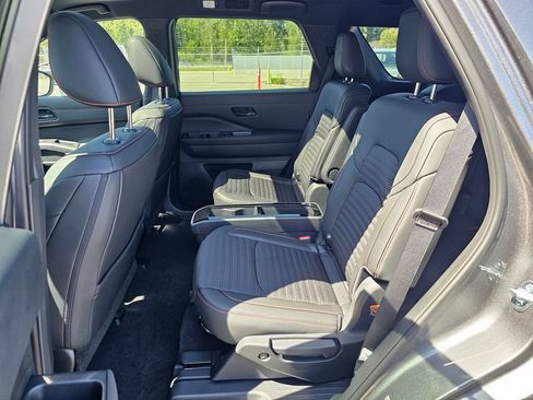 New 2026 Nissan Pathfinder Rock Creek w/ Rock Creek Premium Package AWD/4WD image 22