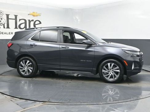 Used 2023 Chevrolet Equinox LT image 1