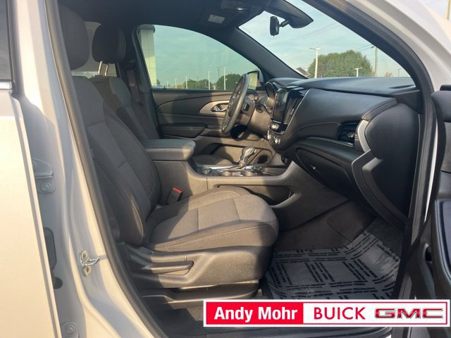 Used 2023 Chevrolet Traverse LT FWD image 41