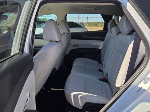 New 2026 Hyundai Tucson SEL image 17