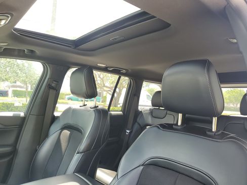 Used 2024 Jeep Grand Cherokee Altitude RWD image 19