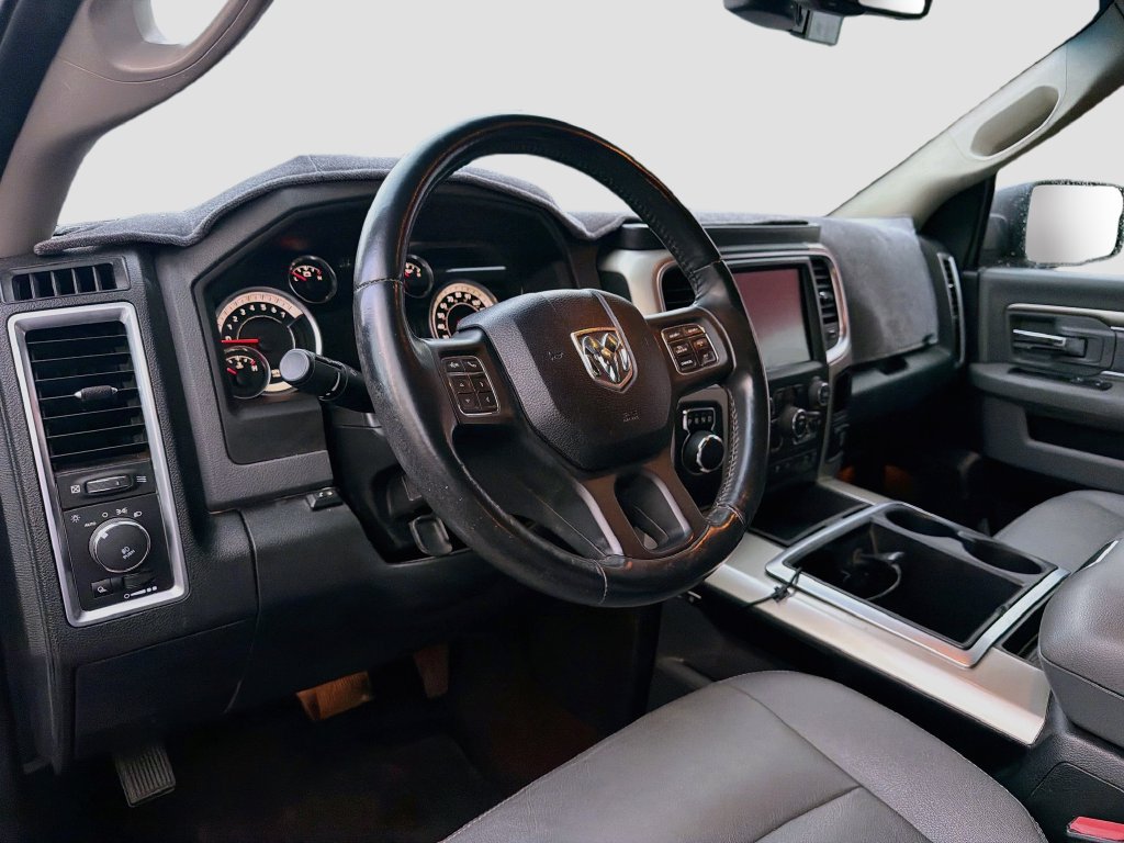 Used 2015 RAM 1500 Lone Star RWD image 9
