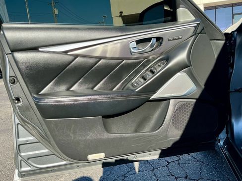 Used 2017 INFINITI Q50 Red Sport 400 image 40