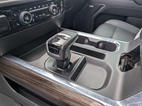 Used 2022 Chevrolet Silverado 1500 LT Trail Boss w/ LT Trail Boss Premium Package AWD/4WD image 24