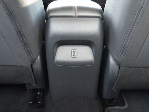 Used 2020 Nissan Sentra SR w/ Electronics Package FWD image 27