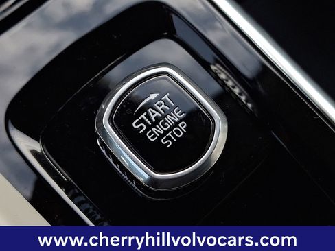 New 2026 Volvo XC60 B5 Ultra w/ Protection Package Premier image 13