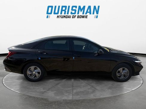 New 2026 Hyundai Elantra SE FWD image 7