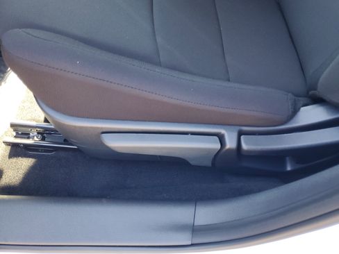 New 2025 Nissan Sentra S image 17