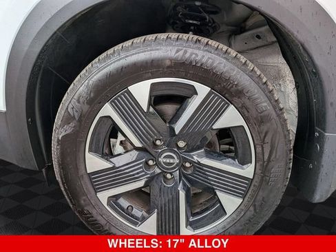 Certified 2025 Nissan Kicks SV AWD/4WD image 10