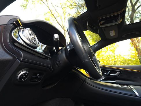 Used 2023 Mercedes-Benz EQS 580 4MATIC SUV image 35