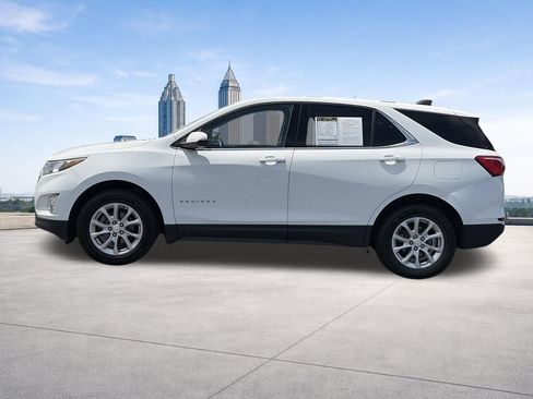 Used 2019 Chevrolet Equinox LT w/ Driver Convenience Package FWD image 2
