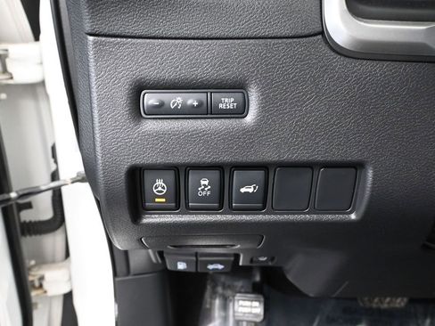 Used 2018 Nissan Murano Platinum w/ Cargo Package AWD/4WD image 32