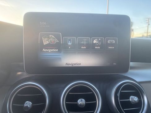 Used 2015 Mercedes-Benz C 400 4MATIC image 16