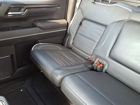 Used 2022 GMC Sierra 1500 AT4X image 16