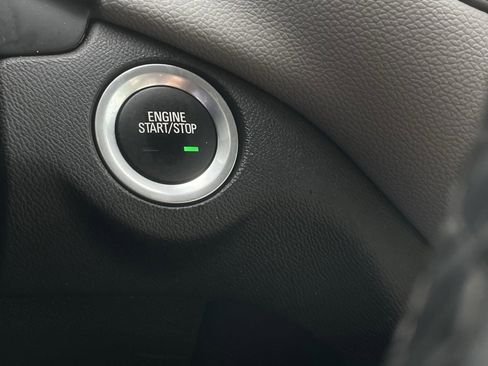 Used 2024 Chevrolet Equinox LT image 17