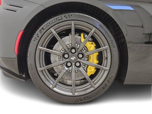 Used 2022 Ferrari SF90 Stradale AWD/4WD image 7