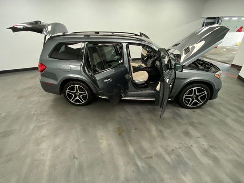 Used 2018 Mercedes-Benz GLS 550 4MATIC image 57