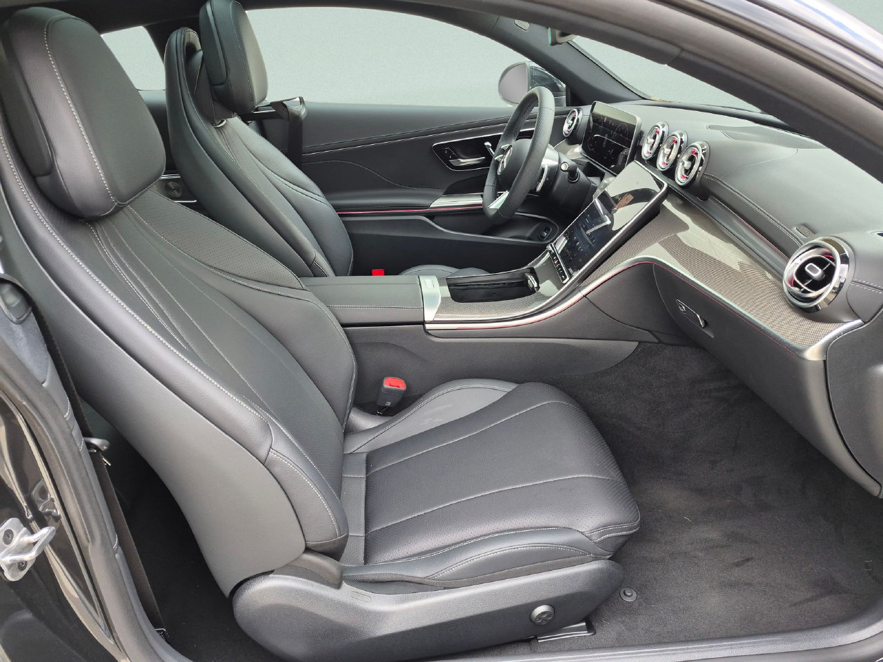 New 2026 Mercedes-Benz CLE 450 4MATIC Coupe image 8