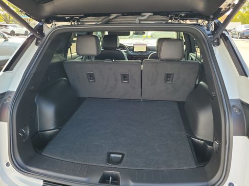 Used 2024 Chevrolet Blazer RS w/ Enhanced Convenience Package FWD image 7
