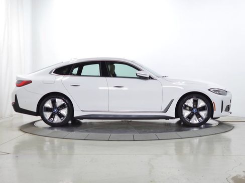 Used 2023 BMW i4 eDrive35 w/ Premium Package RWD image 11