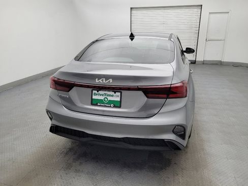 Used 2024 Kia Forte LXS w/ LXS Technology Package image 7