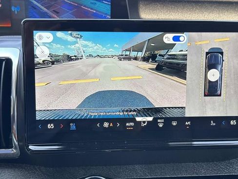 New 2025 Ford Expedition Tremor image 30