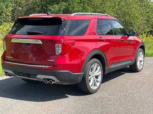 Used 2024 Ford Explorer Platinum w/ Technology Package AWD/4WD image 27