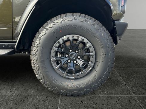 New 2025 Ford Bronco Raptor AWD/4WD image 9