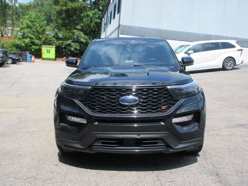 Used 2022 Ford Explorer ST w/ Equipment Group 401A AWD/4WD image 2
