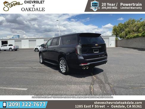 Used 2025 Chevrolet Suburban Premier AWD/4WD image 9