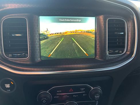 Used 2018 Dodge Charger GT image 15