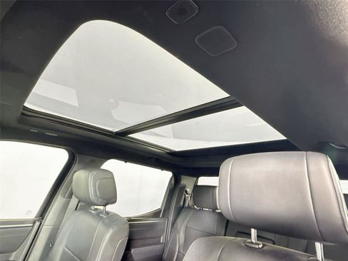 Used 2023 Toyota Tundra Platinum AWD/4WD image 6