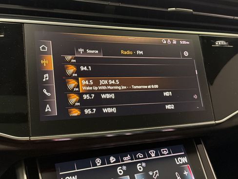 Used 2020 Audi Q8 Prestige w/ Prestige Package AWD/4WD image 21