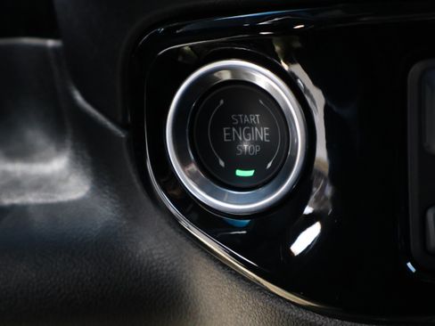 Used 2025 Chevrolet Silverado 1500 LTZ w/ LTZ Convenience Package II image 33