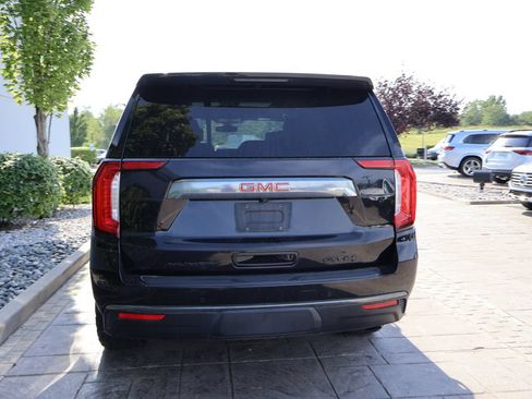 Used 2021 GMC Yukon AT4 w/ Rear Media and Nav Package AWD/4WD image 7