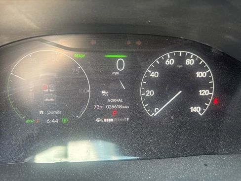 Used 2024 Honda CR-V Sport Touring image 4