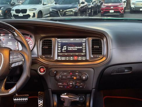 Used 2020 Dodge Charger SRT Hellcat w/ Carbon/Suede Interior Package image 19