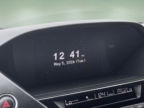 Used 2015 Honda Pilot Touring image 19