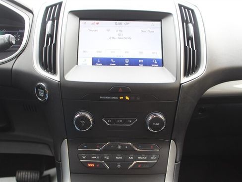 Used 2020 Ford Edge SEL w/ Convenience Package AWD/4WD image 7