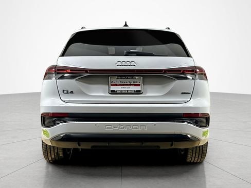 Certified 2023 Audi Q4 e-tron Premium Plus w/ Premium Plus AWD/4WD image 4
