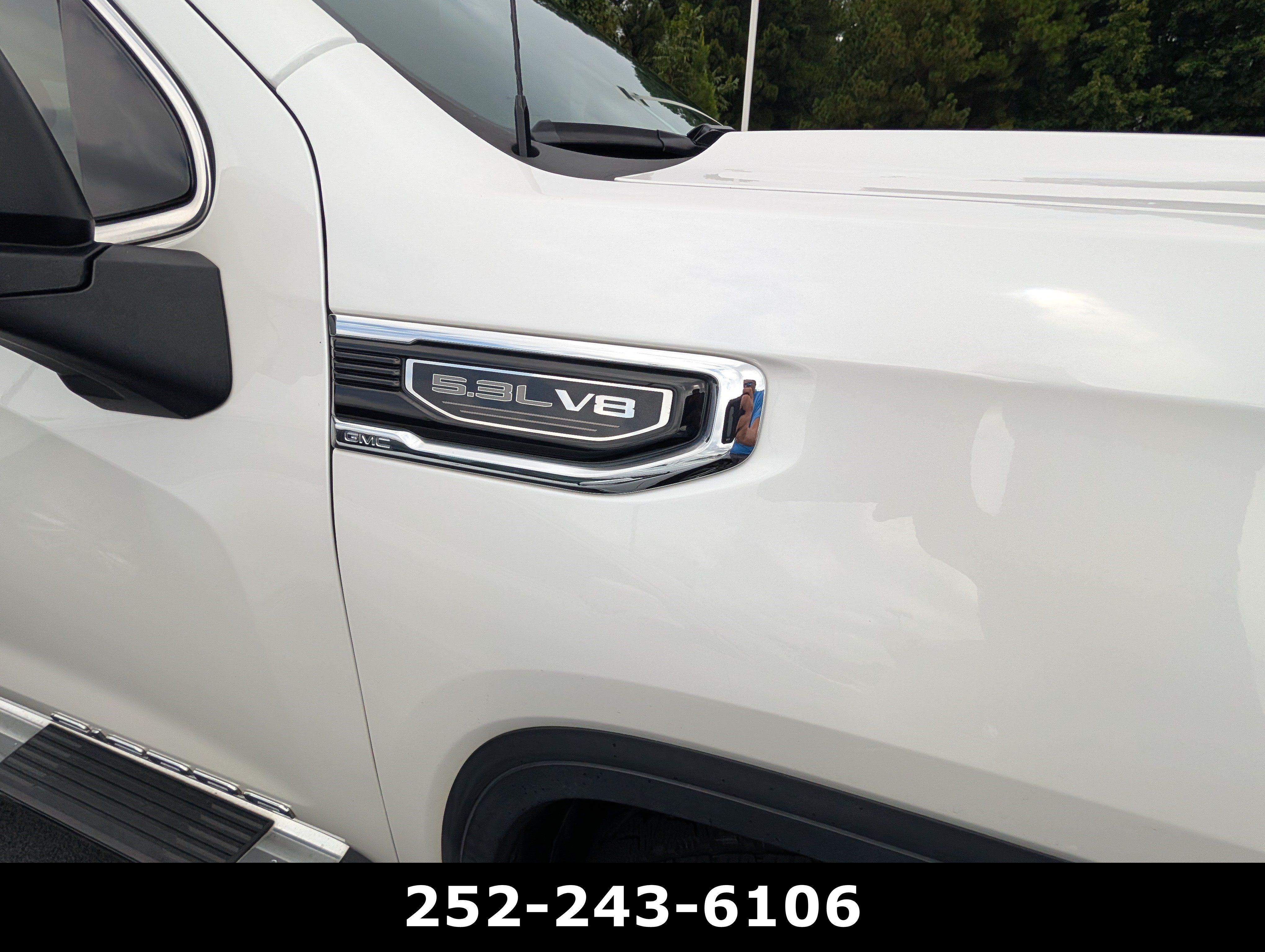 Used 2020 GMC Sierra 1500 SLT w/ SLT Premium Plus Package AWD/4WD image 3